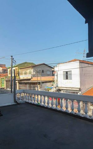 Casa à venda com 237m², 4 quartos e 2 vagas