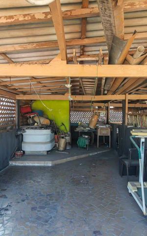 Casa à venda com 237m², 4 quartos e 2 vagas