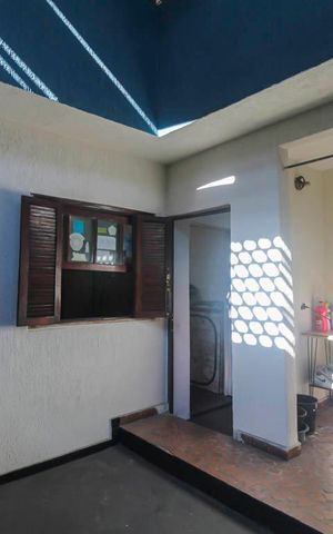 Casa à venda com 237m², 4 quartos e 2 vagas