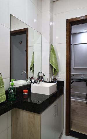 Apartamento à venda com 51m², 2 quartos e 1 vaga Apartamento à venda com 51m², 2 quartos e 1 vagaBanheiro
