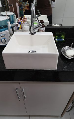 Apartamento à venda com 51m², 2 quartos e 1 vaga Apartamento à venda com 51m², 2 quartos e 1 vagaBanheiro da suíte