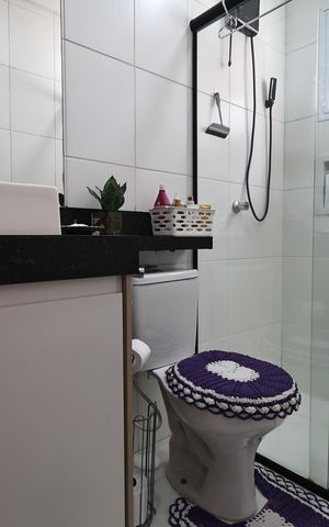 Apartamento à venda com 51m², 2 quartos e 1 vaga Apartamento à venda com 51m², 2 quartos e 1 vagaBanheiro da suíte