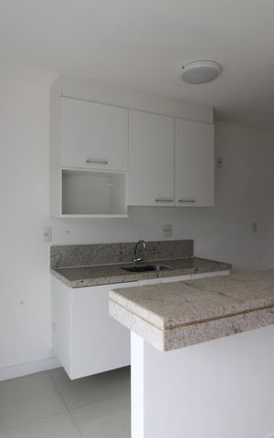 Apartamento para alugar com 80m², 2 quartos e 1 vagaCozinha e Área de Serviço
