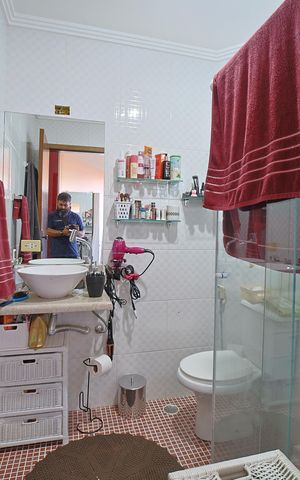 Casa à venda com 140m², 4 quartos e 2 vagasBanheiro do Quarto 3
