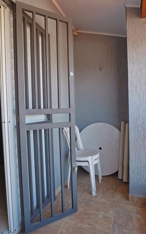 Casa à venda com 140m², 4 quartos e 2 vagasVaranda