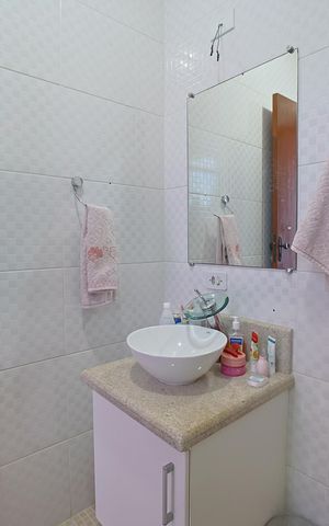 Casa à venda com 140m², 4 quartos e 2 vagasBanheiro do Quarto 4