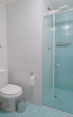 Casa à venda com 140m², 4 quartos e 2 vagasBanheiro do Quarto 1