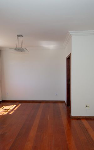 Apartamento para alugar com 112m², 3 quartos e 2 vagas Apartamento para alugar com 112m², 3 quartos e 2 vagasSALA