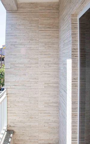 Casa à venda com 144m², 2 quartos e 2 vagasVaranda