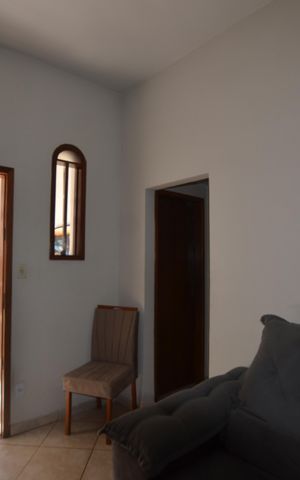 Casa para alugar com 80m², 3 quartos e 1 vagaSala
