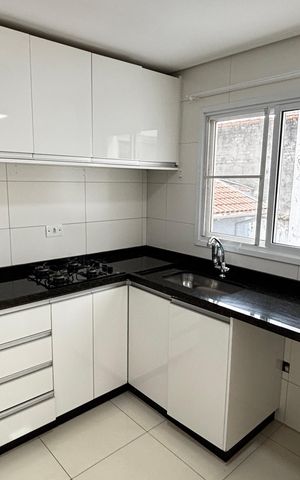 Apartamento à venda com 100m², 2 quartos e 1 vaga Apartamento à venda com 100m², 2 quartos e 1 vagaCozinha