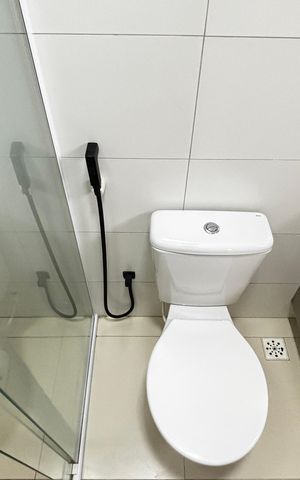 Apartamento à venda com 100m², 2 quartos e 1 vaga Apartamento à venda com 100m², 2 quartos e 1 vagaBanheiro da Suíte