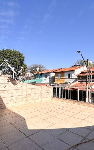 Casa à venda com 185m², 4 quartos e 2 vagas Casa à venda com 185m², 4 quartos e 2 vagasSacada da Suíte