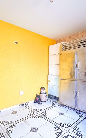 Casa à venda com 185m², 4 quartos e 2 vagas Casa à venda com 185m², 4 quartos e 2 vagasQuarto de Serviço