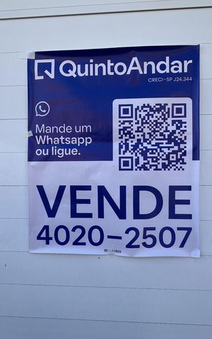 Casa à venda com 185m², 4 quartos e 2 vagas Casa à venda com 185m², 4 quartos e 2 vagasPlaca