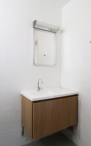 Apartamento para alugar com 74m², 2 quartos e sem vagaBanheiro 