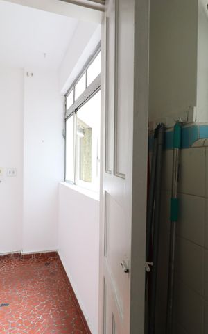 Apartamento para alugar com 74m², 2 quartos e sem vagaBanheiro de serviço 