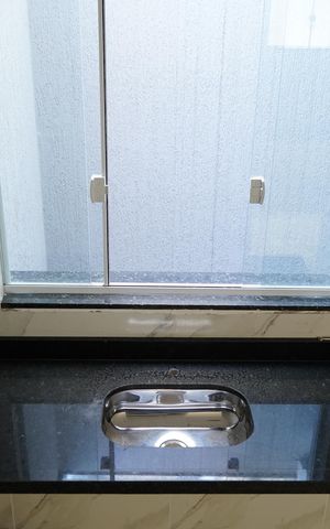 Casa de condomínio à venda com 65m², 2 quartos e 1 vagaSala e Cozinha