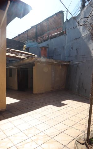 Casa à venda com 120m², 2 quartos e 2 vagasQuintal