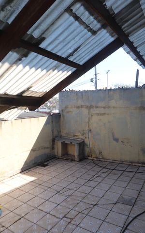 Casa à venda com 120m², 2 quartos e 2 vagasVaranda da Frente