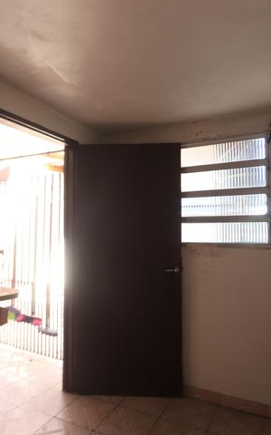 Casa à venda com 120m², 2 quartos e 2 vagasDepósito
