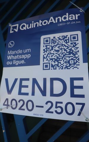 Casa à venda com 120m², 2 quartos e 2 vagasPlaca