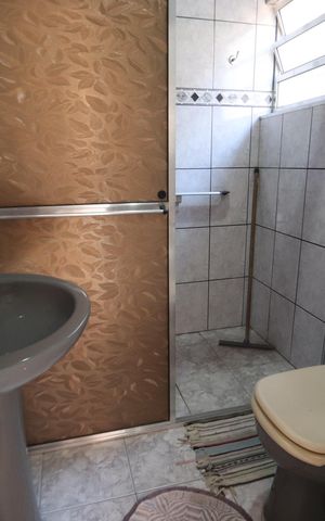 Casa à venda com 120m², 2 quartos e 2 vagasBanheiro