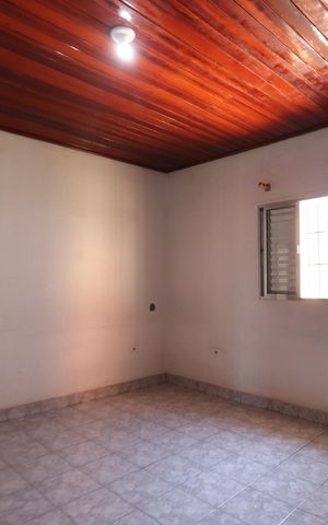 Casa à venda com 120m², 2 quartos e 2 vagasQuarto 2