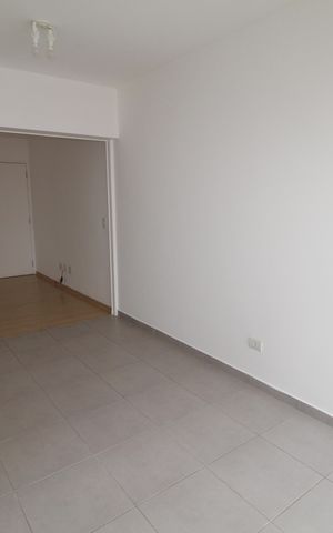 Apartamento para alugar com 77m², 2 quartos e 1 vagaSacada