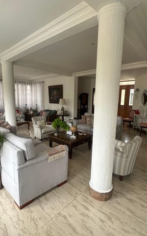 Casa de condomínio para alugar com 463m², 2 quartos e 4 vagasSala de Estar