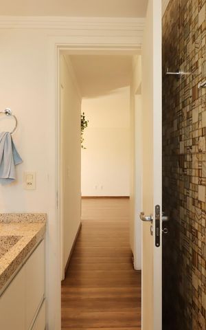 Apartamento à venda com 72m², 2 quartos e 2 vagasBanheiro Social