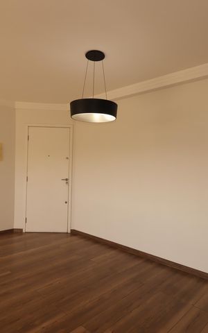 Apartamento à venda com 72m², 2 quartos e 2 vagasSala