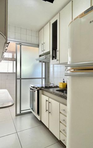 Apartamento à venda com 54m², 2 quartos e 1 vagaCozinha