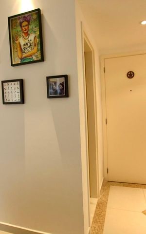 Apartamento à venda com 109m², 3 quartos e 2 vagas Apartamento à venda com 109m², 3 quartos e 2 vagasSala