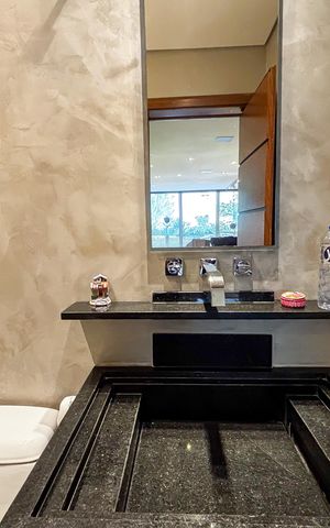 Apartamento à venda com 162m², 2 quartos e 2 vagas