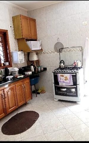 Casa para alugar com 240m², 3 quartos e 4 vagasCozinha