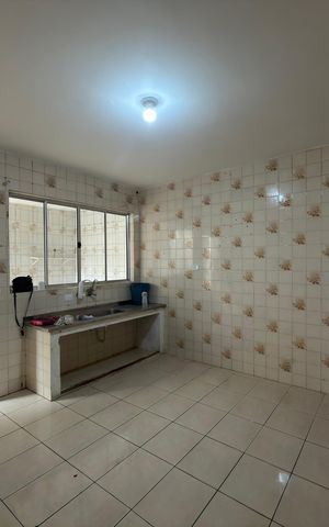 Casa para alugar com 126m², 2 quartos e sem vaga Casa para alugar com 126m², 2 quartos e sem vagaCozinha