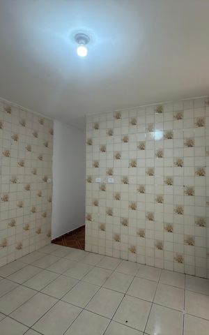 Casa para alugar com 126m², 2 quartos e sem vaga Casa para alugar com 126m², 2 quartos e sem vagaCozinha