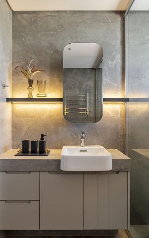 Apartamento à venda com 115m², 2 quartos e 3 vagas Apartamento à venda com 115m², 2 quartos e 3 vagasBanheiro
