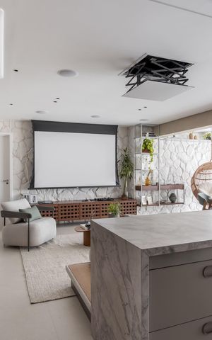 Apartamento à venda com 115m², 2 quartos e 3 vagas Apartamento à venda com 115m², 2 quartos e 3 vagasSala