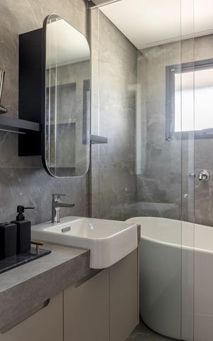 Apartamento à venda com 115m², 2 quartos e 3 vagas Apartamento à venda com 115m², 2 quartos e 3 vagasBanheiro