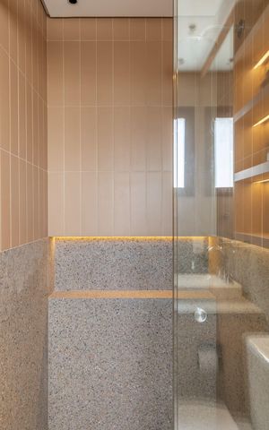 Apartamento à venda com 115m², 2 quartos e 3 vagas Apartamento à venda com 115m², 2 quartos e 3 vagasBanheiro