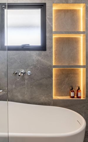 Apartamento à venda com 115m², 2 quartos e 3 vagas Apartamento à venda com 115m², 2 quartos e 3 vagasBanheiro