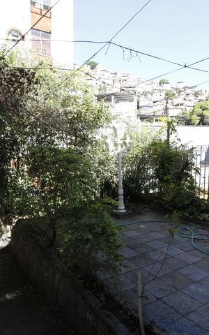 Casa à venda com 400m², 5 quartos e 6 vagasVaranda