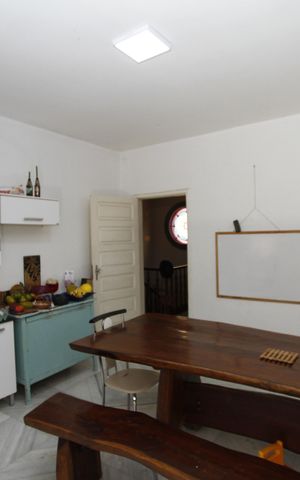 Casa à venda com 400m², 5 quartos e 6 vagasCozinha