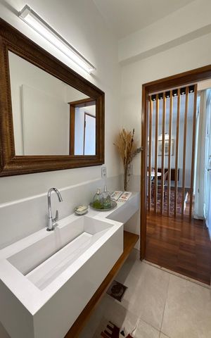 Apartamento para alugar com 230m², 4 quartos e 1 vaga