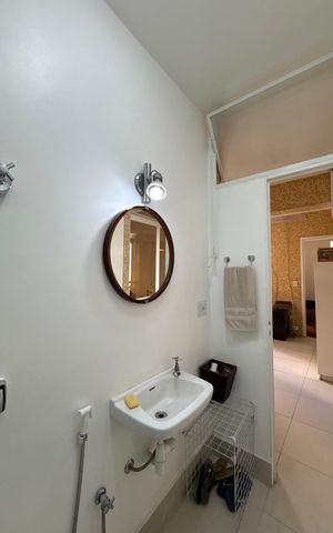 Apartamento para alugar com 230m², 4 quartos e 1 vaga