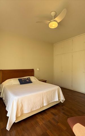 Apartamento para alugar com 230m², 4 quartos e 1 vaga