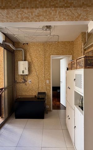 Apartamento para alugar com 230m², 4 quartos e 1 vaga
