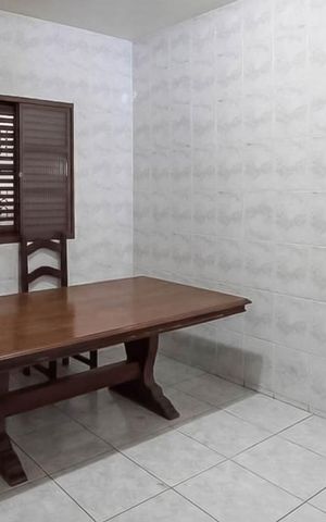 Casa à venda com 260m², 3 quartos e 8 vagas Casa à venda com 260m², 3 quartos e 8 vagasCozinha